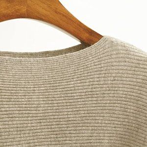 COPY - Boat Necline Sweater - Tan
